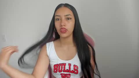 karely_sweet_ online show from June 26, 1:48 pm