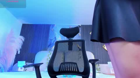 Karely online show from February 1, 1:53 pm