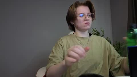 Karen online show from March 29, 1:49 am