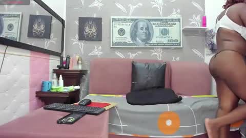 Snapshot of karenbis chatting on January 30, 11:45 pm Karen online show from January 30, 11:45 pm