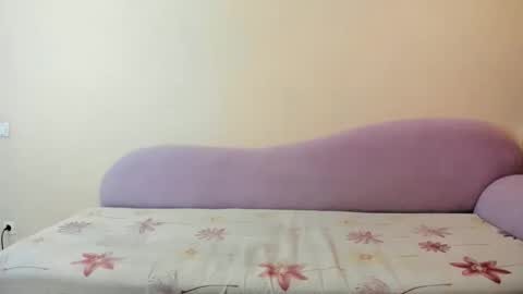 Karen online show from December 14, 10:36 pm