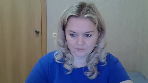 karennelsonx online show from March 5, 10:22 am