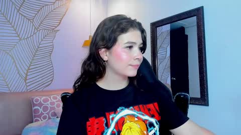 Karen online show from February 3, 11:58 pm