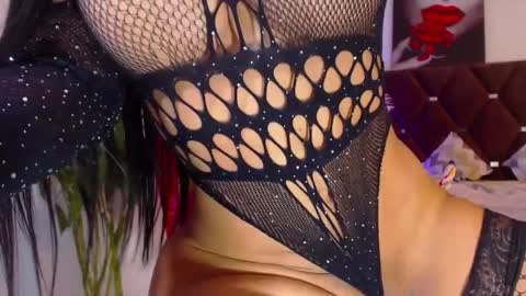 karina4squirt online show from September 24, 3:37 pm