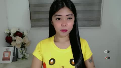 Snapshot of karina_fuckdoll chatting on January 17, 1:27 pm I AM BELLE online show from January 17, 1:27 pm