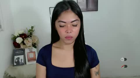 I AM BELLE online show from March 6, 12:01 pm