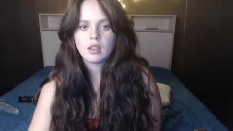 Snapshot of karina_unreal chatting on January 14, 12:45 pm karina_unreal online show from January 14, 12:45 pm