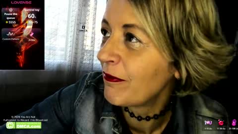 karinabrando online show from February 6, 9:01 am