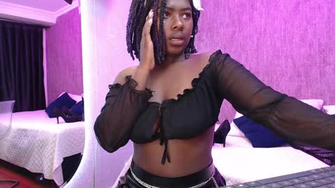 Im Karina online show from April 8, 9:53 am