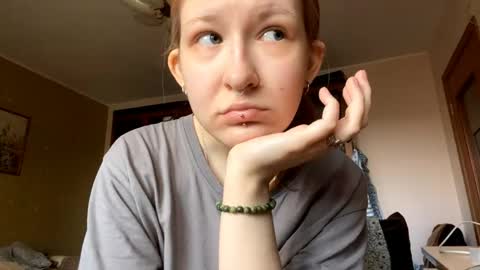 Karina online show from April 15, 8:21 am