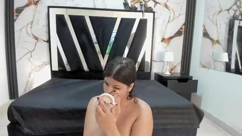 KarinaSimonz online show from October 1, 7:42 pm