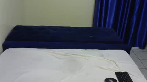 karinda_d online show from June 3, 2:33 pm