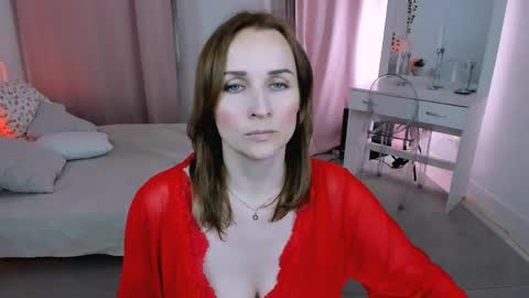 Snapshot of karinella_x chatting on May 1, 11:15 am Karina online show from May 1, 11:15 am