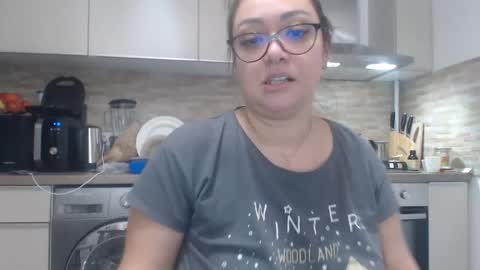 Karin online show from December 24, 10:33 am