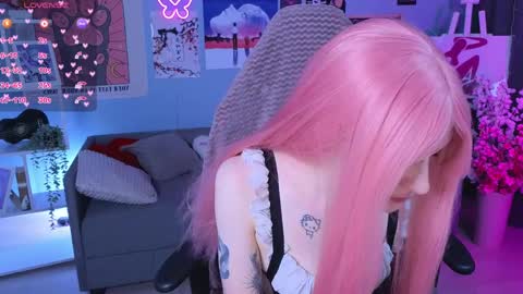 Snapshot of karkadeshk chatting on April 3, 3:54 pm karkadeshk online show from April 3, 3:54 pm