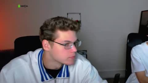 Snapshot of karl_mans chatting on September 13, 8:14 am Karl online show from September 13, 8:14 am