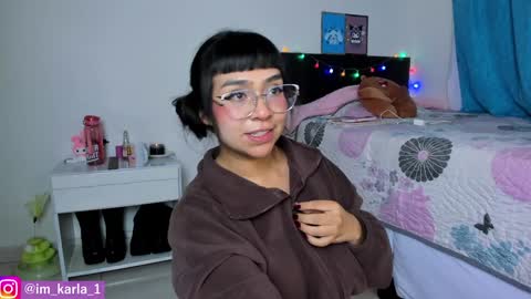 Ill be on at sunday see u Lynn  Could u help me to reach 100 Thmbs upp plssss   Independent girl 3 online show from January 10, 5:58 am