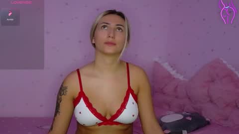 Andreea Fun it s my name online show from April 2, 4:04 pm