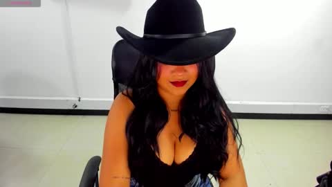 karla_cg online show from February 21, 10:22 pm