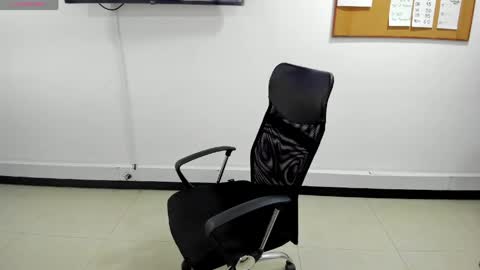 karla_cg online show from April 2, 12:58 pm