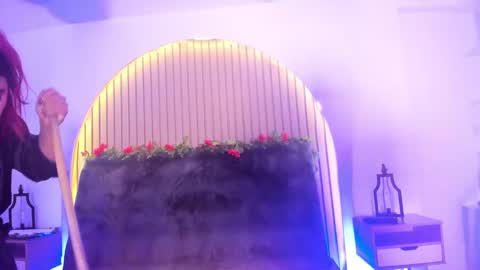 Karla Gonzaless online show from February 8, 1:00 am