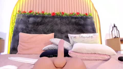 Karla Gonzaless online show from February 23, 5:18 pm