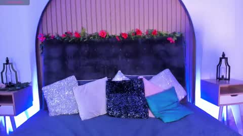 Karla Gonzaless online show from September 18, 6:54 pm