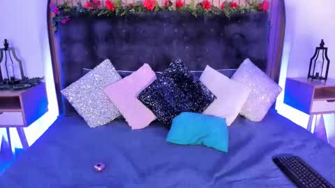 Karla Gonzaless online show from September 19, 9:43 am