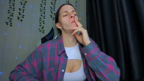 karla_lim online show from March 16, 11:20 pm