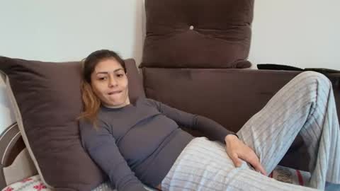 Crystyna online show from May 1, 7:57 am