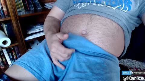 Snapshot of karlce chatting on December 5, 9:39 pm Karl online show from December 5, 9:39 pm