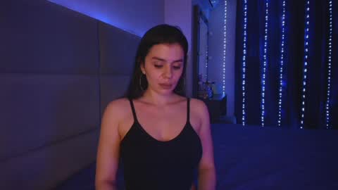 Karlijn online show from April 27, 7:45 pm