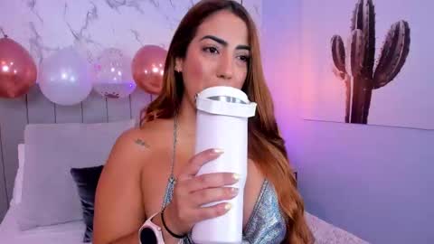 karlla_brown online show from October 22, 1:44 pm
