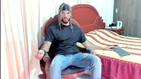 Karl online show from February 26, 9:08 am