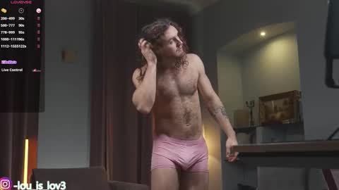 Karlos and Louis online show from October 29, 4:37 am