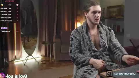 Karlos and Louis online show from November 19, 4:56 am