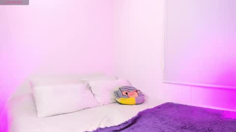 Karlyy  online show from February 1, 5:06 am