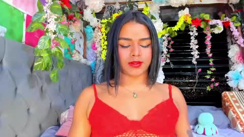 Snapshot of karly_coffe chatting on June 3, 6:49 am KARLY. online show from June 3, 6:49 am