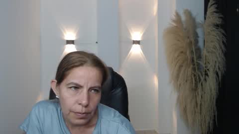 KARLYE online show from January 6, 1:31 am