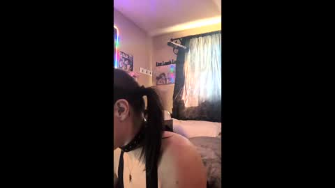 Snapshot of karlykox chatting on February 27, 6:08 pm Karlykox online show from February 27, 6:08 pm