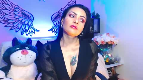 Karol Kenedy online show from February 4, 6:52 am