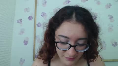 Snapshot of karol_prescot chatting on April 18, 7:58 pm Karol online show from April 18, 7:58 pm