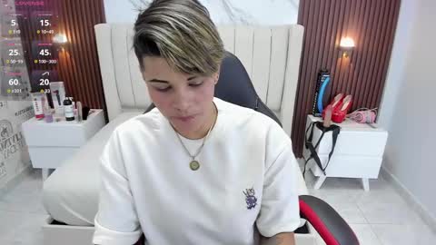 Karol and Luna online show from February 22, 2:39 am