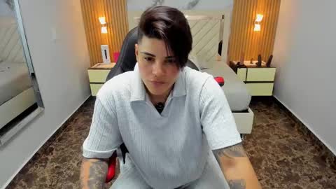 Karol and Luna online show from March 12, 7:53 pm