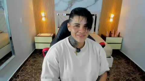 Karol and Luna online show from June 19, 7:17 pm