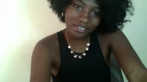 karoliee online show from April 15, 5:58 am