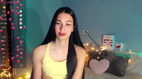 Kira online show from February 20, 2:30 am