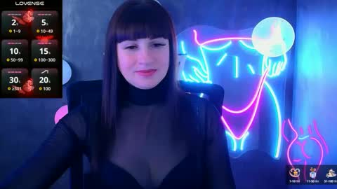 Caroline online show from February 27, 9:43 am