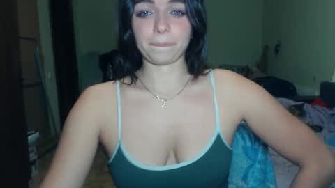 Snapshot of karolinasweet chatting on January 31, 6:57 pm Mila online show from January 31, 6:57 pm