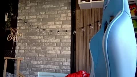 karoline121 online show from March 4, 7:36 am